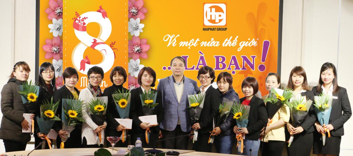 CBCNV phòng HCNS và Ban Thương hiệu Tập đoàn Hải Phát.